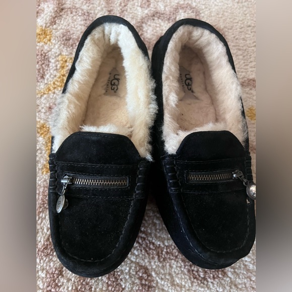 UGG Ansley Charm Slippers - with Swarovski charm in size 6 - Picture 3 of 12